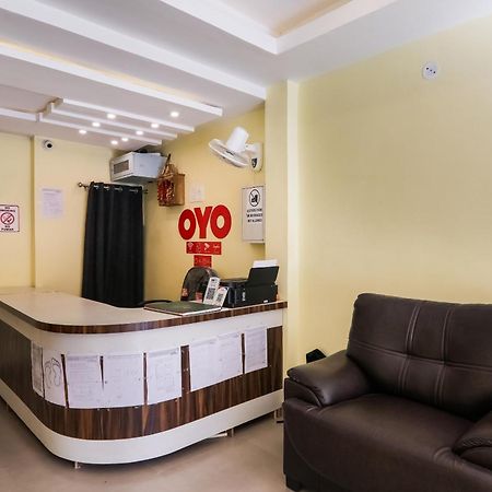 Collection O Sr Inn Chinhat Exterior foto