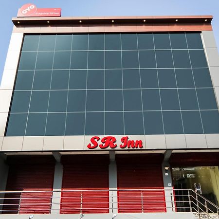 Collection O Sr Inn Chinhat Exterior foto